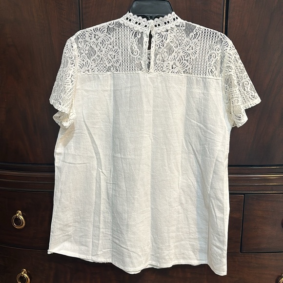 New without tags white lace top size large. - Picture 3 of 5